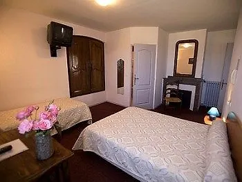 Logis L'auberge Basque Ozon (Hautes-Pyrenees)