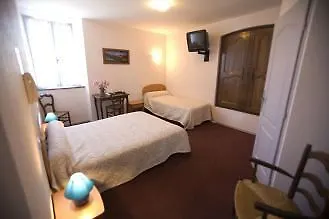 Hotel Logis L'auberge Basque 2*