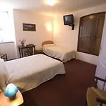 ホテル Logis L'auberge Basque 2*