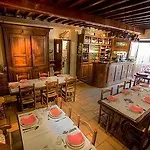 Logis L'auberge Basque 2*