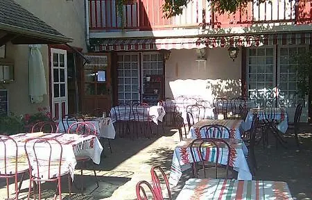 ホテル Logis L'auberge Basque オゾン